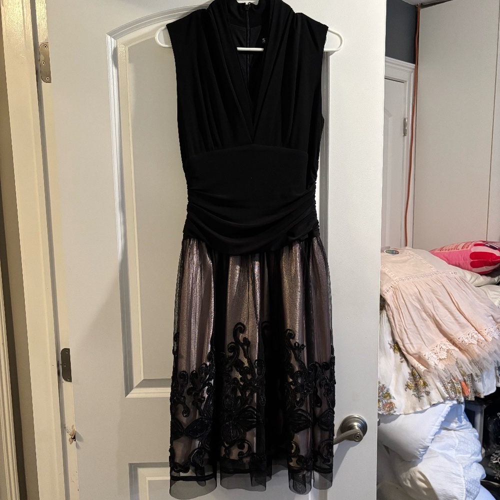 SLNY black and pink formal dress